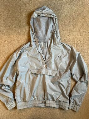 TLF Privy Street to Gym Light Gray Women's Hooded Windbreaker Jacket